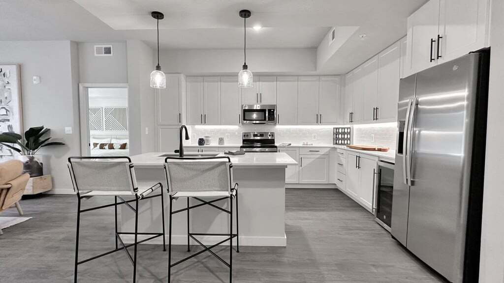 Foto principal - Legacy Cool Springs Apartments