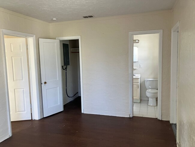 Foto del edificio - 1BR Near Downtown Brooksville! NO APPLICAT...