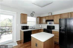 Building Photo - 6114 Jenlar Dr