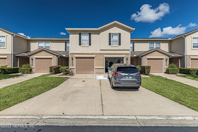 Building Photo - 1500 Calming Water Dr
