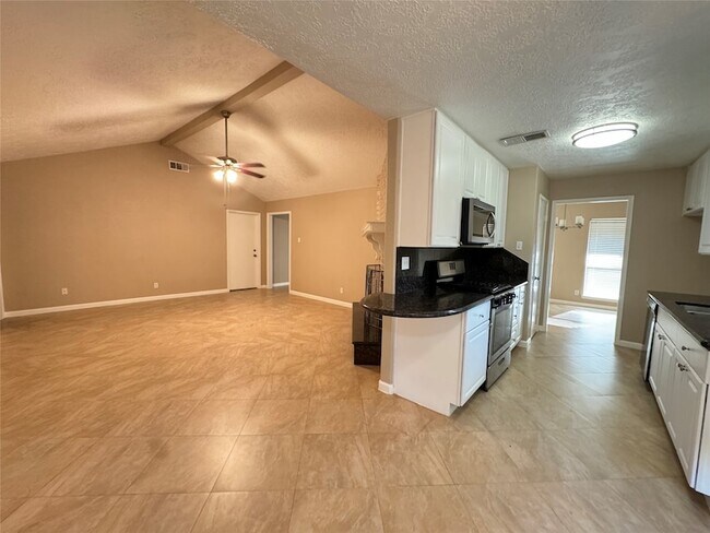 Foto del edificio - 28922 Savannah Drive