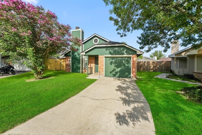 Foto del edificio - 9323 Goodmeadow Dr