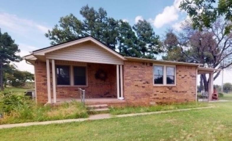 Primary Photo - 1176 Cox City Rd