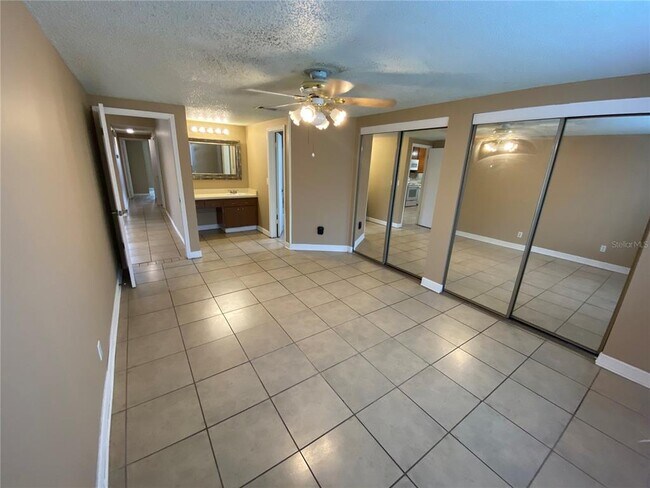 Foto del edificio - 9213 Maybury Ct