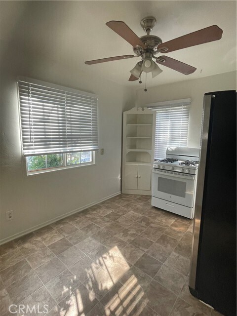 Foto del edificio - 4221 5th St