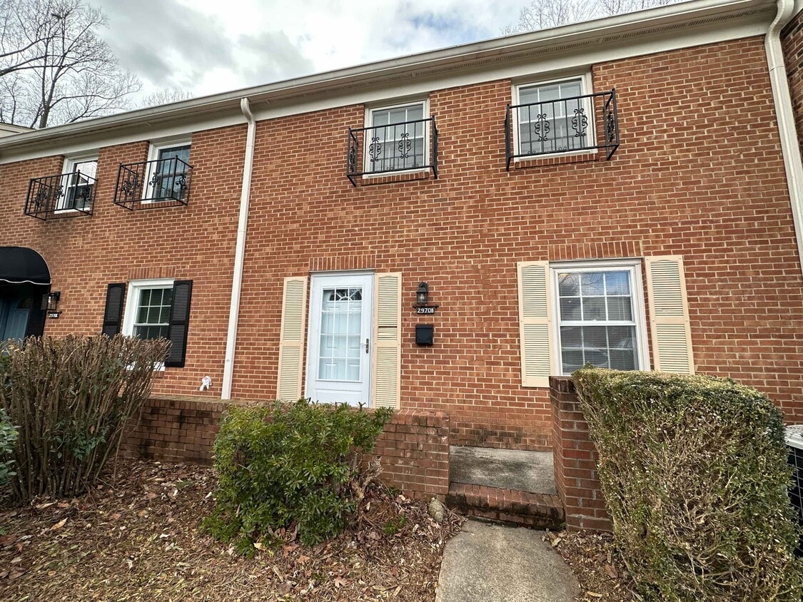 Primary Photo - 2970 Saint Marks Rd Apt B