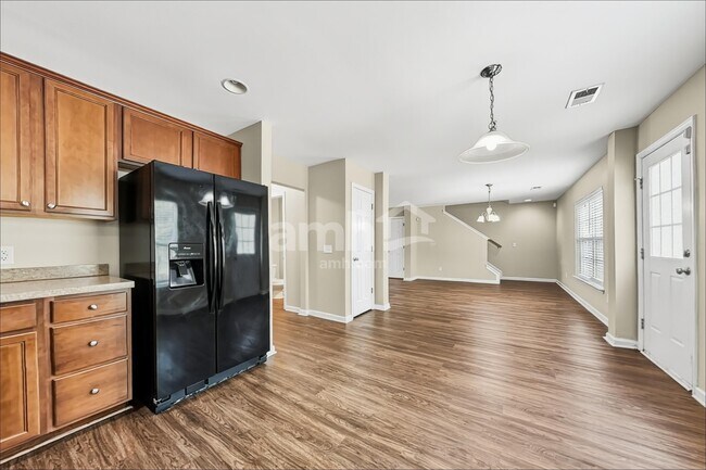 Foto del edificio - 314 Southwilde Way
