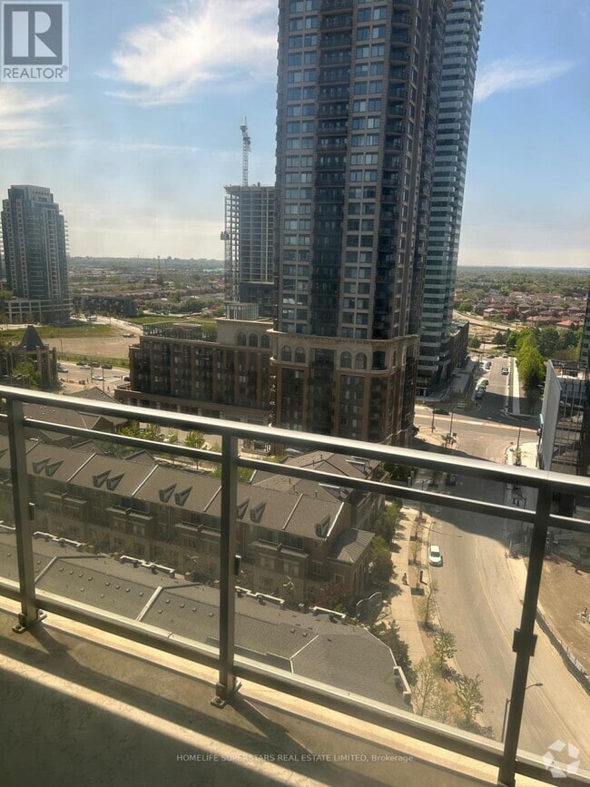 Building Photo - 360-1360 Square One Dr