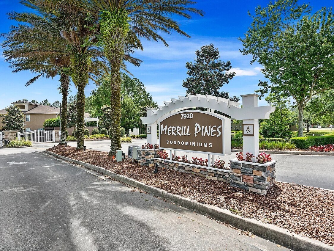 Foto principal - 7920 Merrill Rd