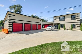 Building Photo - 109 N Main St