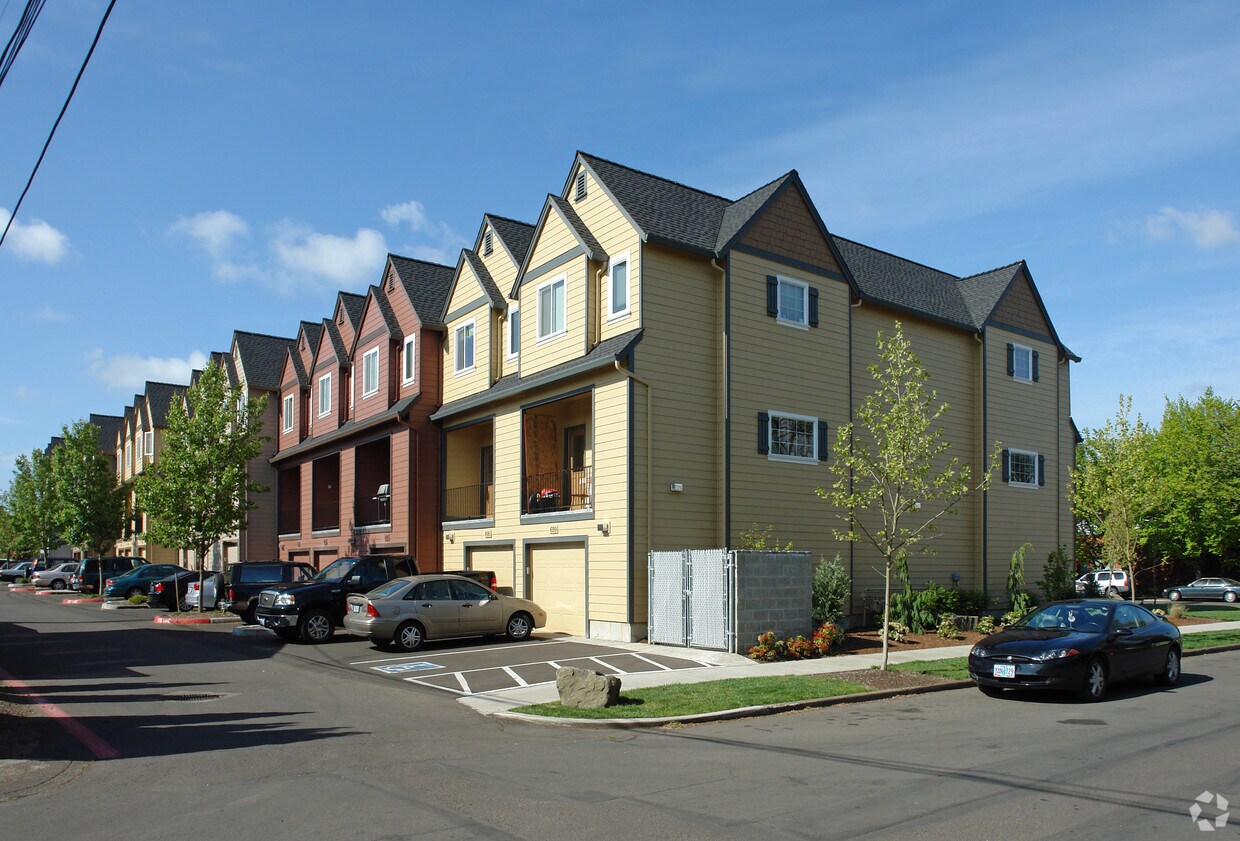 Building Photo - 605-699 NW 23rd St