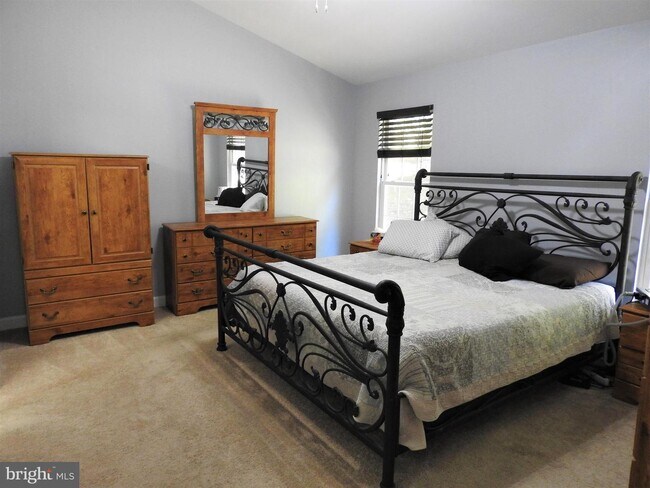 Building Photo - 3317 Knolls Pkwy