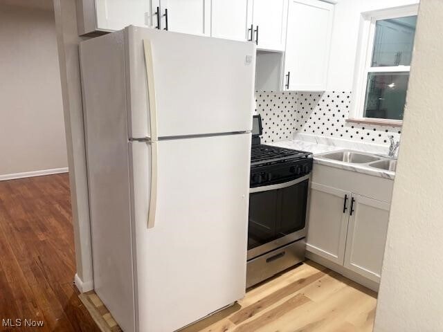 Foto del edificio - 22550 Euclid Ave