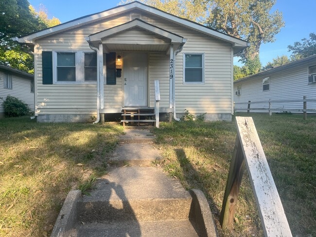 Photo - 2319 N Parker Ave House