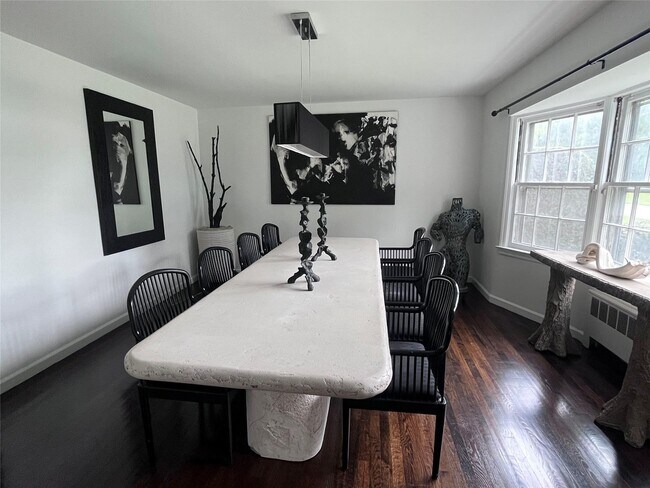 Foto del edificio - 777 Hunt Ln