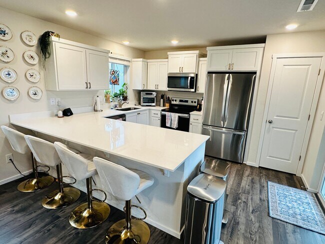 Foto del edificio - Beautiful Nearly New Ridgefield Home