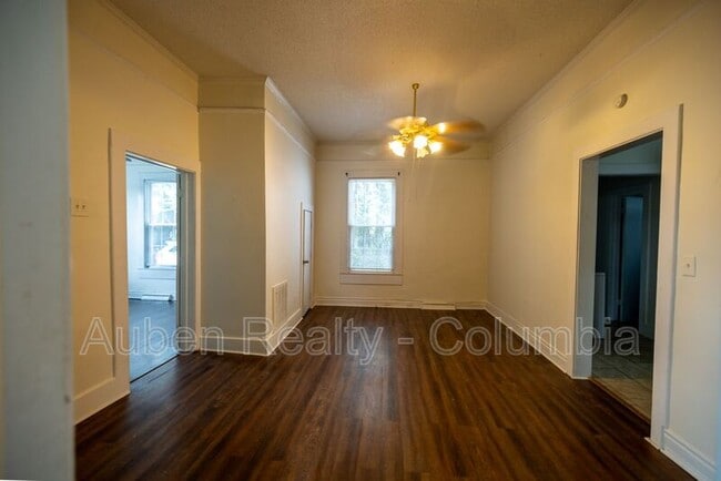 Building Photo - 1112 Olympia Ave