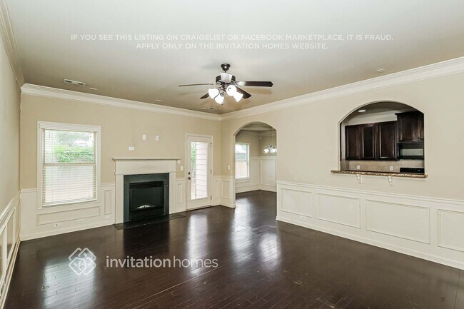 Foto del edificio - 3911 Lake Manor Way