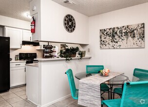 Dining Room / Kitchen - Loma Vista Apartments