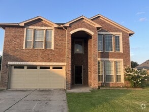 Building Photo - 10612 Westover Ave
