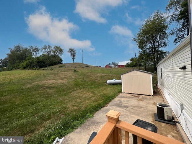 Building Photo - 8520A Woodville Rd