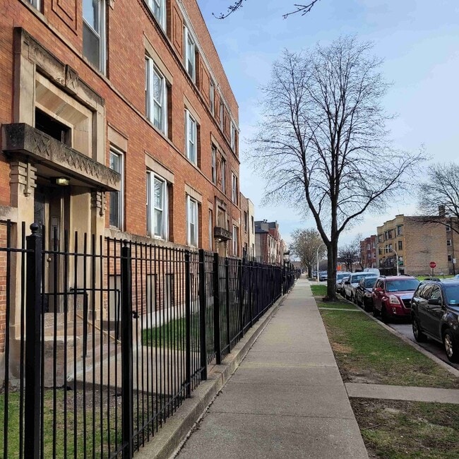 Foto del edificio - 4541 S Calumet Ave