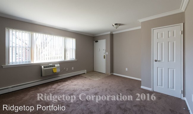Building Photo - 19 N Wilson Ln
