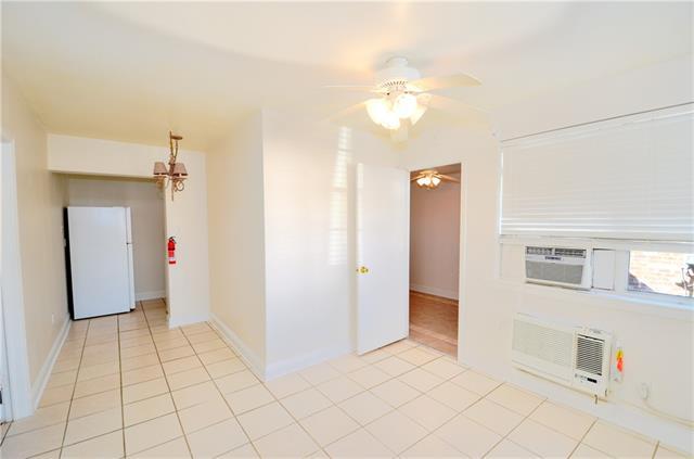 Building Photo - 318 Ridgelake Dr