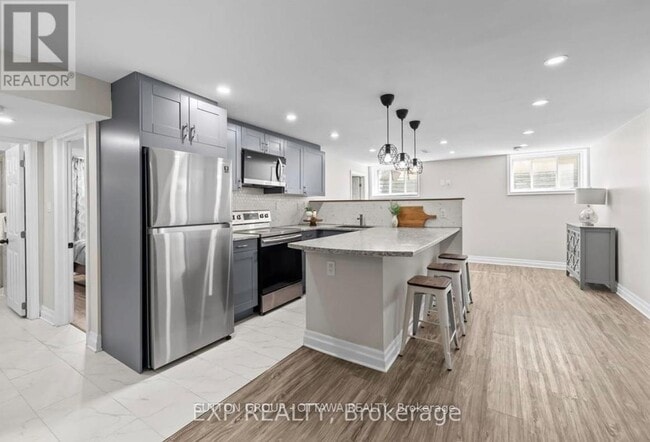 Building Photo - 531 Vivera Pl