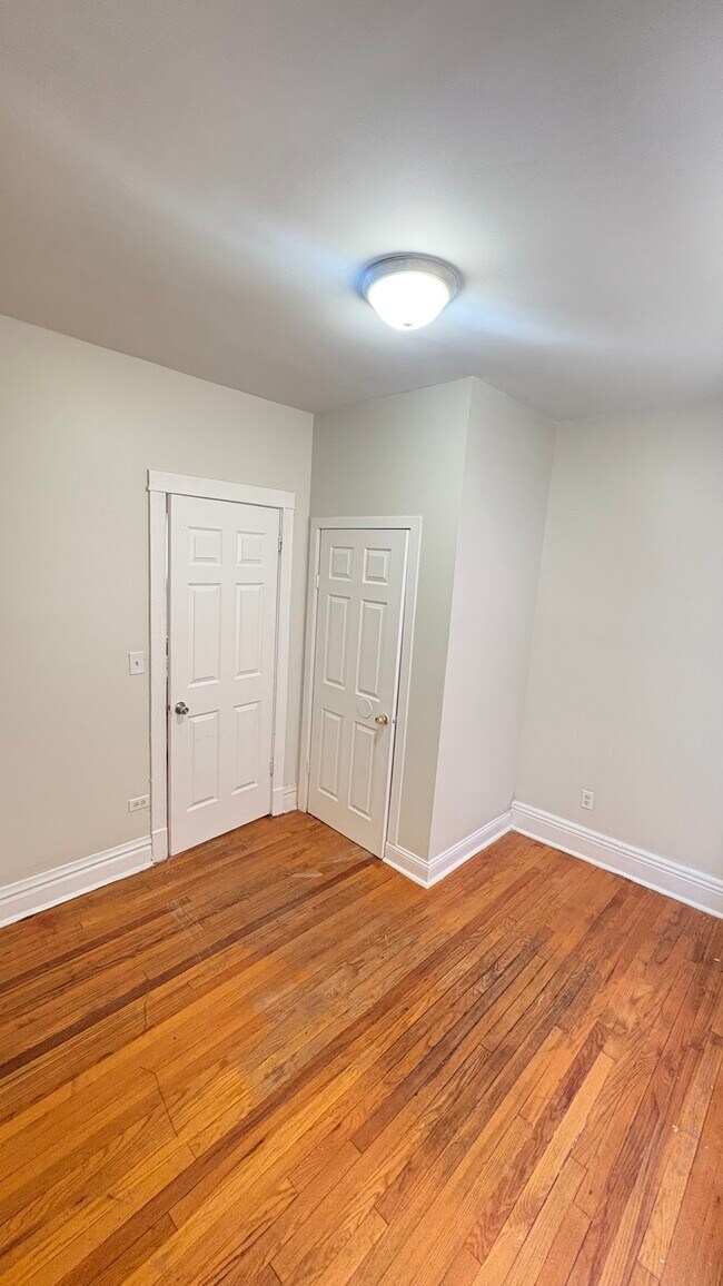 Dormitorio 1 - 7917 S Peoria St