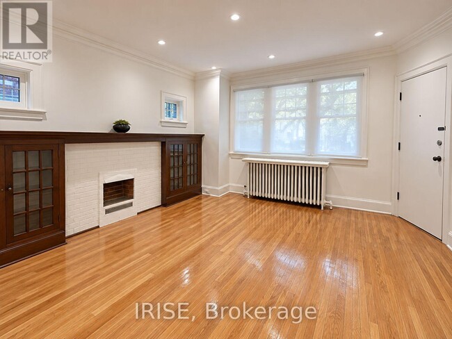Building Photo - 4 Selwood Ave