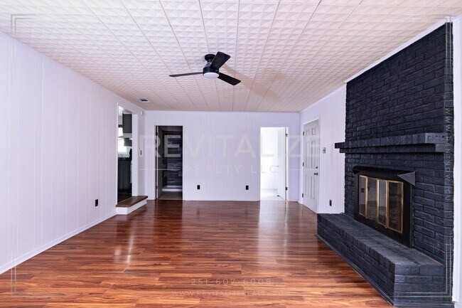 Foto del edificio - Updated 3 Bedroom/2 Bathroom Home in Mobile!