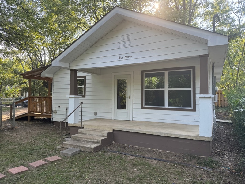 Primary Photo - 411 N Patterson St