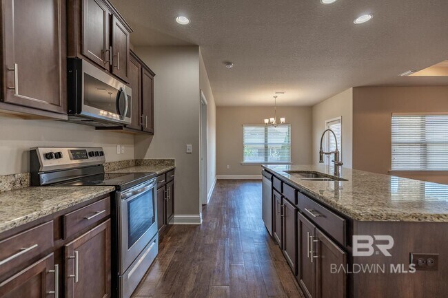 Foto del edificio - 21742 Gullfoss St