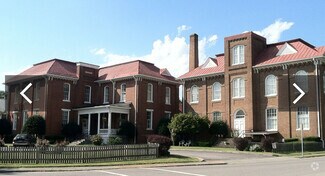 Building Photo - 133 Academy St