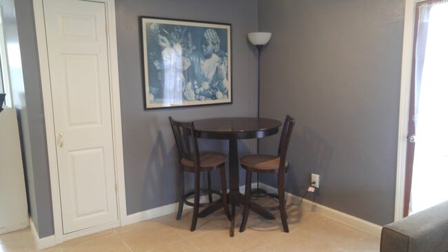 Building Photo - 4615 Dart St