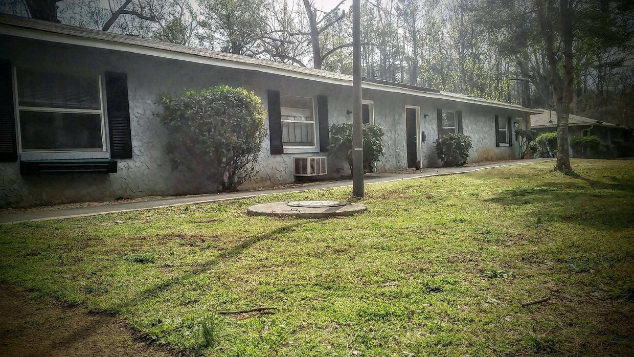 Foto principal - 460 Glendale Rd