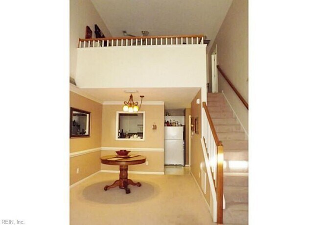 Building Photo - 907 Lakeside Ct