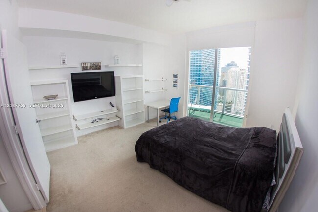 Foto del edificio - 79 SW 12th St