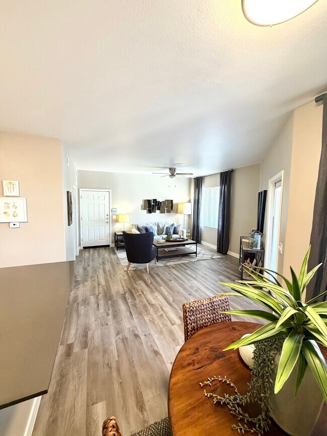 Foto del edificio - Crystal Springs