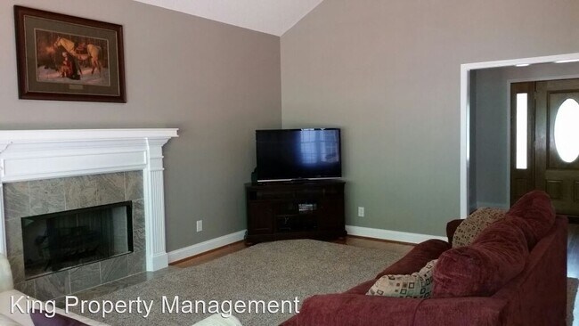 Foto del edificio - 5 br, 3 bath House - 64 Avalon Lane