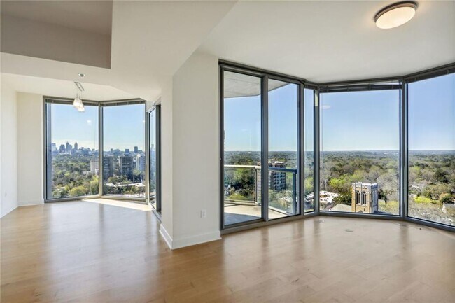 Building Photo - 2795 Peachtree Dr NE