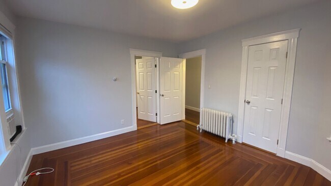 Looking back toward the main hall - 63 Park Avenue Ext