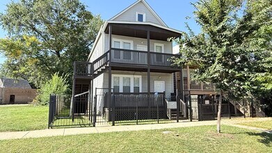 Building Photo - 8438 S Baltimore Ave