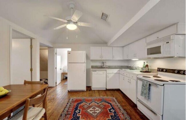 Foto del edificio - 1214 Hopkins St