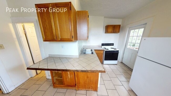 Photo - 2431 Vine St Apartment