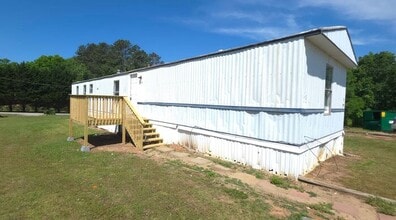 Building Photo - 2263 Stanley Rd