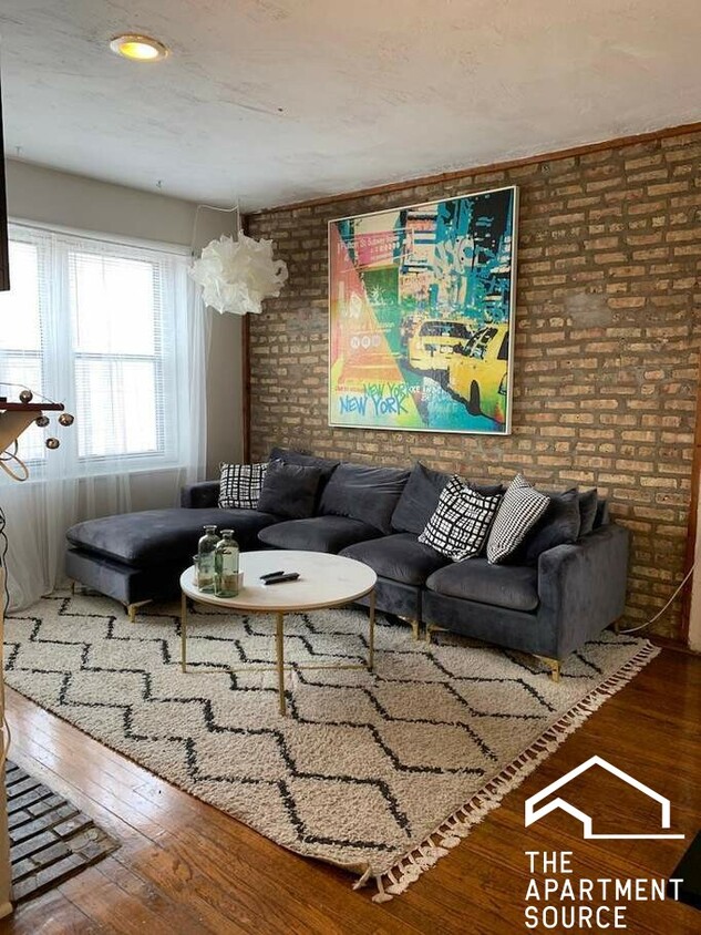 Foto principal - 1103 W Barry Ave