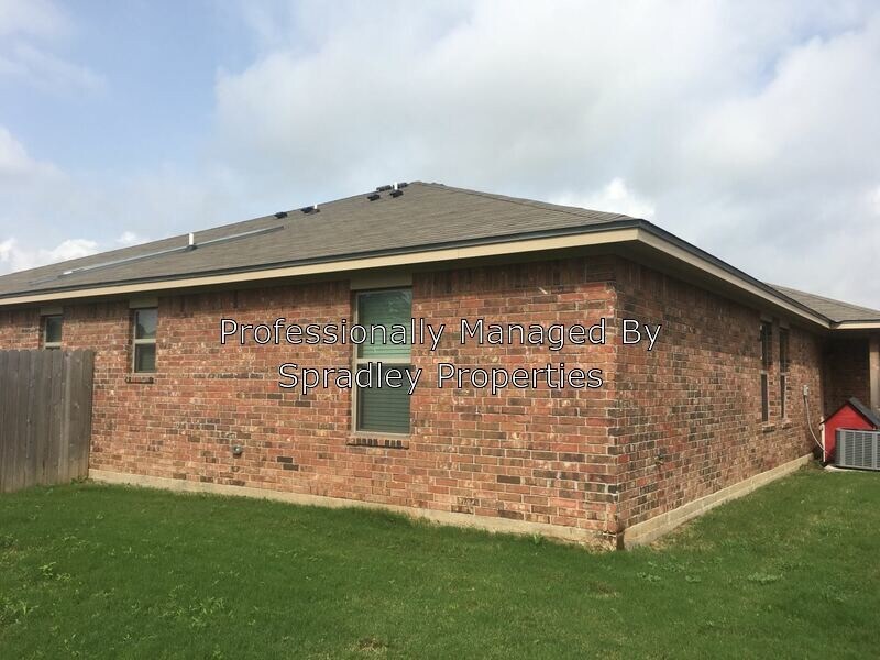 Building Photo - 1549 Brady Way