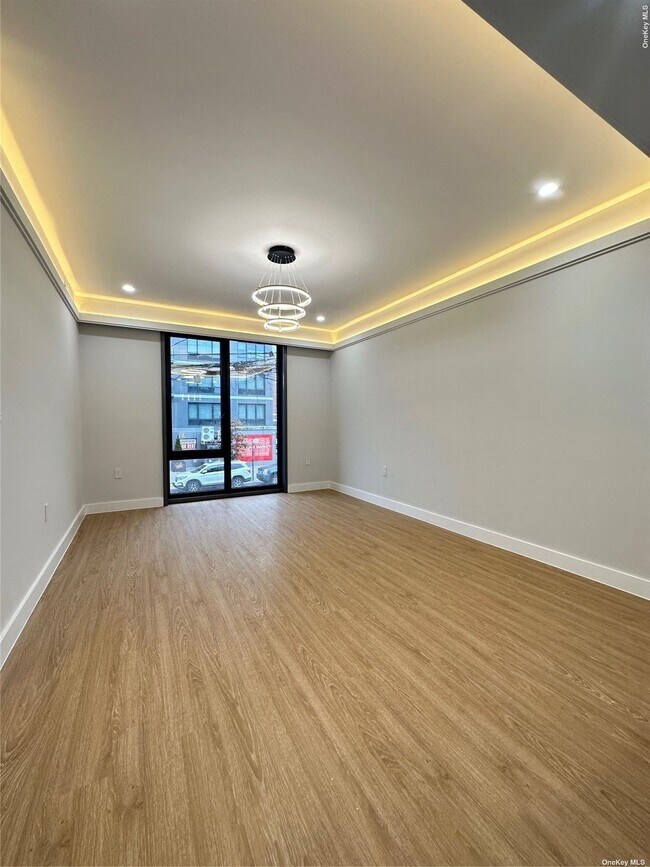 Foto del edificio - 14-54-54 31st Ave